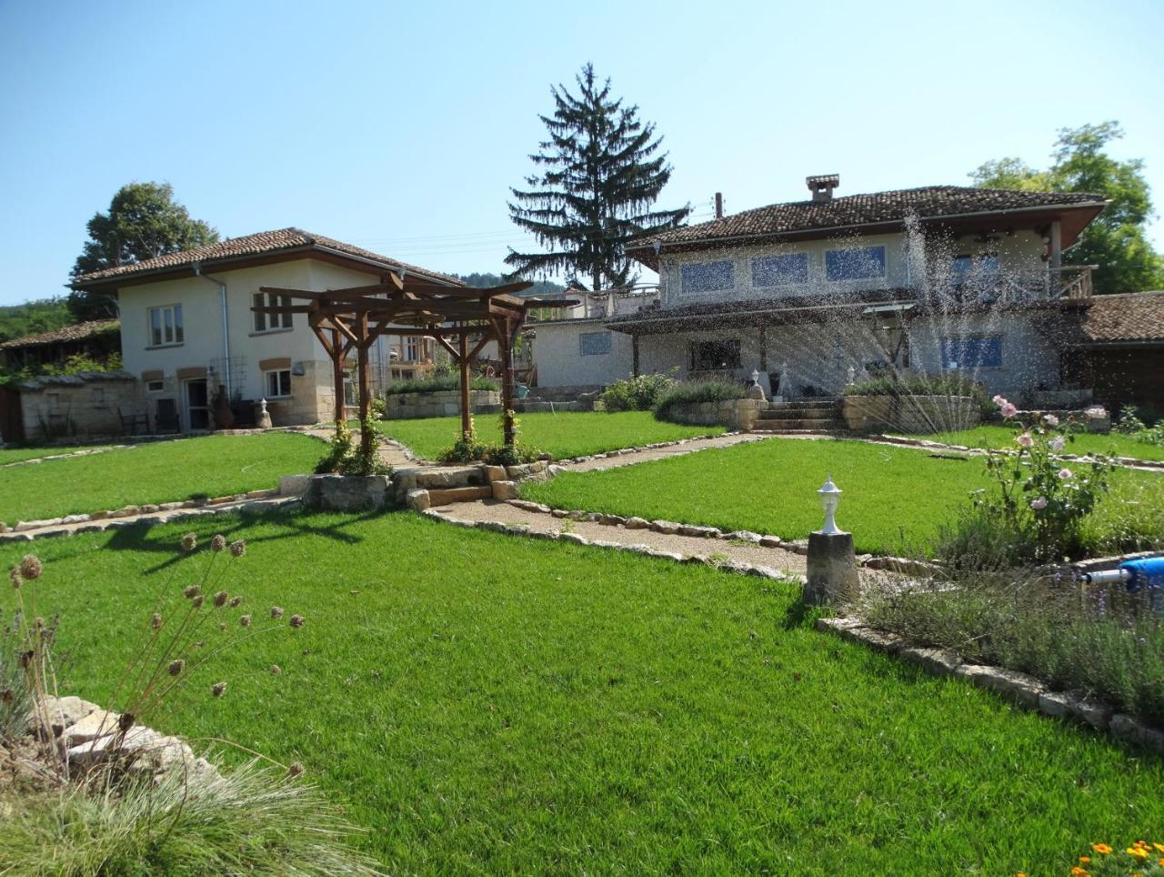 Guest House Biekorf Kostandenets Εξωτερικό φωτογραφία